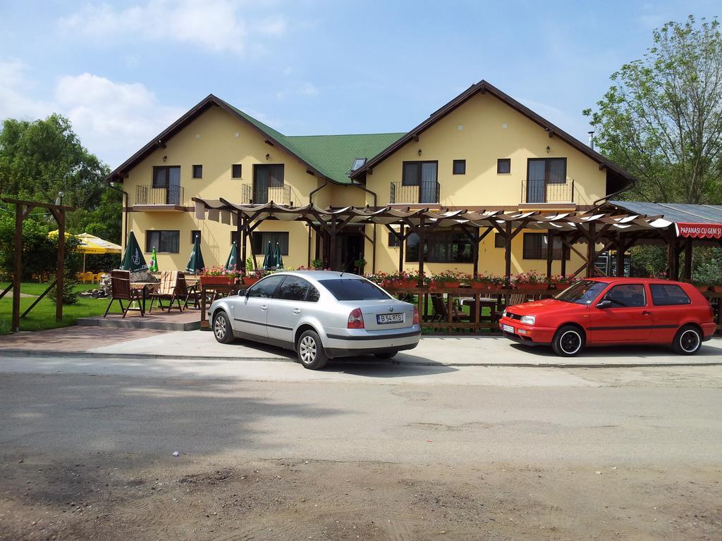 Pensiunea Lunca อาราด ภายนอก รูปภาพ